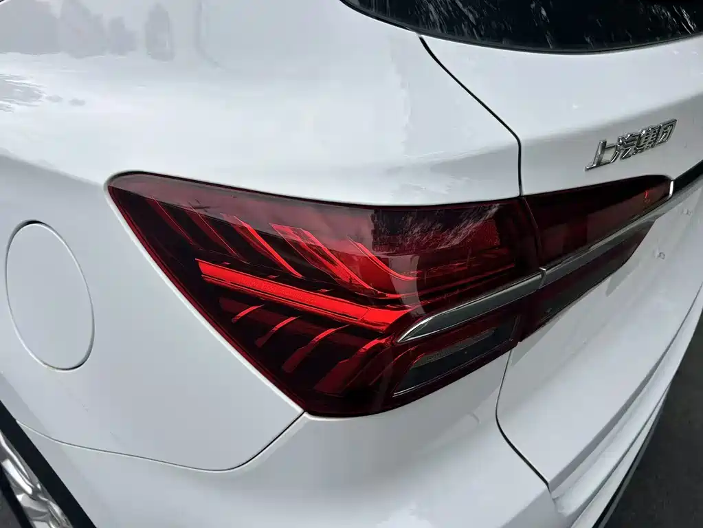 Roewe Roewe RX5 2018 20T Front-Wheel Drive Automatic Flagship Edition 2017 - thumbnail 8