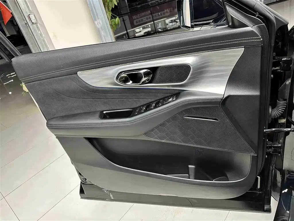 GAC Trumpchi GAC Trumpchi GS8 2022 Dual Engine Series 2.0TM FWD Luxury Edition (7-seater) 2023 - thumbnail 16