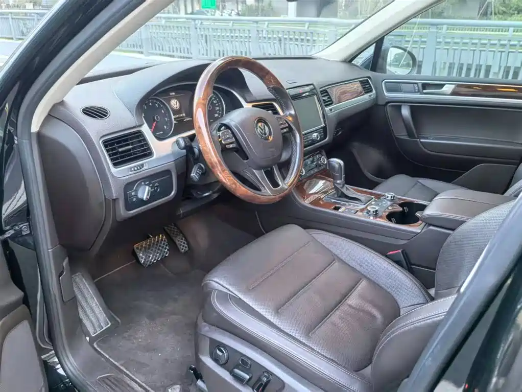 Volkswagen Volkswagen Touareg 2015 3.0 TSI Comfort Line 2015 - thumbnail 10