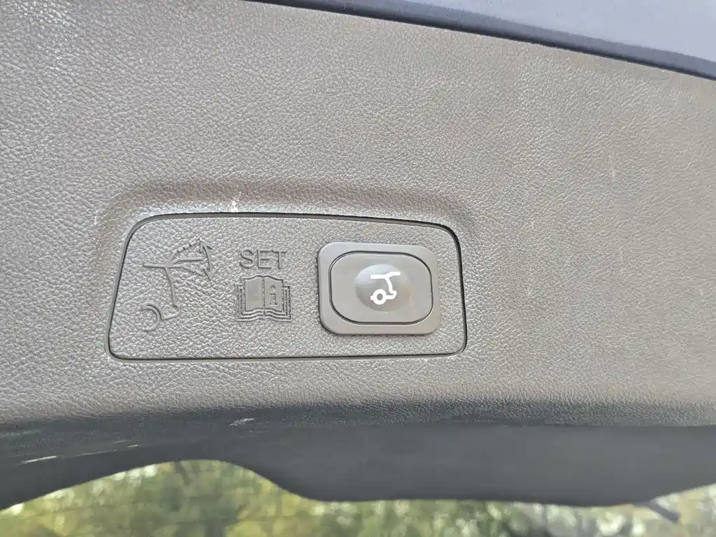 Lincoln Lincoln MKC 2017 2.0T AWD Select Edition 2019 - thumbnail 12