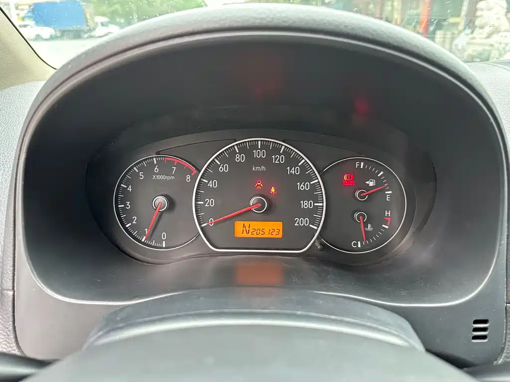 Suzuki Suzuki SX4 2010 Hatchback 1.6L Automatic Championship Limited Edition 2010 - thumbnail 4