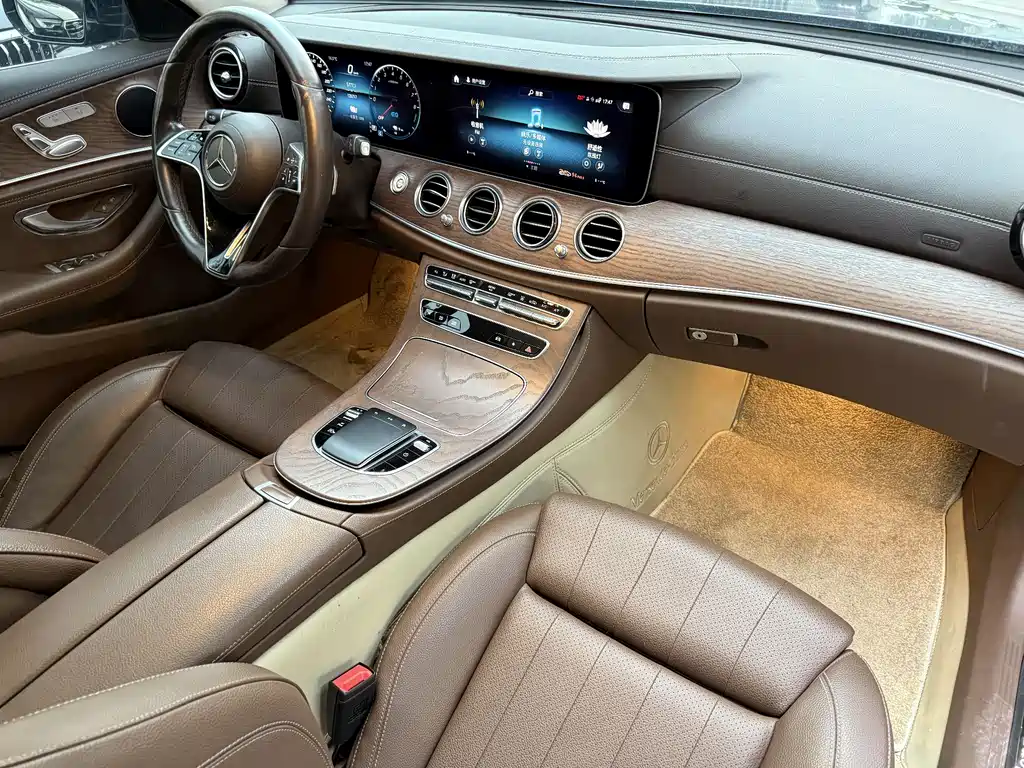 Mercedes-Benz Mercedes-Benz E-Class 2022 Model Year Facelift E 350 e L Plug-in Hybrid Sedan 2022 - thumbnail 10