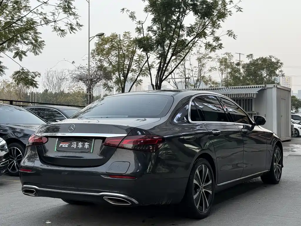 Mercedes-Benz Mercedes-Benz E-Class 2022 Model Year Facelift E 350 e L Plug-in Hybrid Sedan 2022 - thumbnail 12