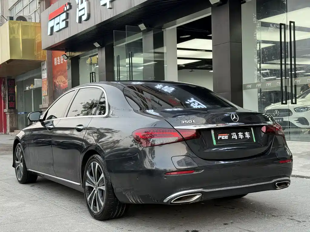 Mercedes-Benz Mercedes-Benz E-Class 2022 Model Year Facelift E 350 e L Plug-in Hybrid Sedan 2022 - thumbnail 13