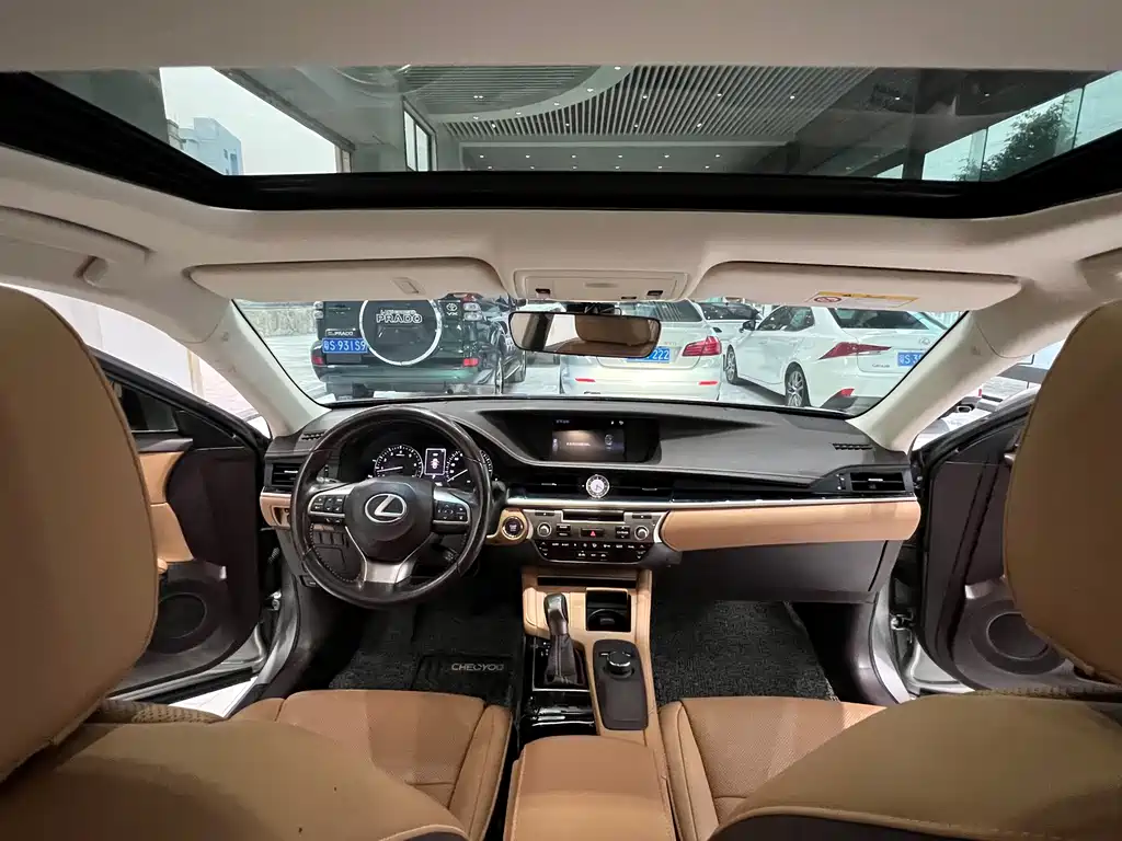 Lexus Lexus ES 2015 ES 200 Premium Edition 2018 - thumbnail 11