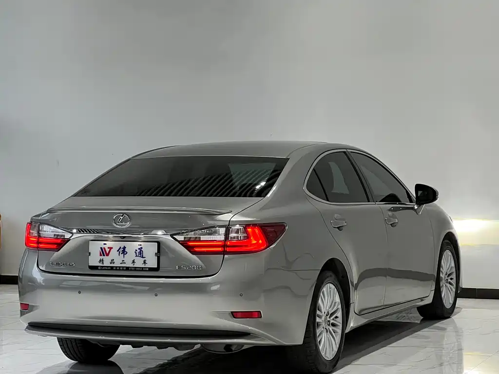 Lexus Lexus ES 2015 ES 200 Premium Edition 2018 - thumbnail 29