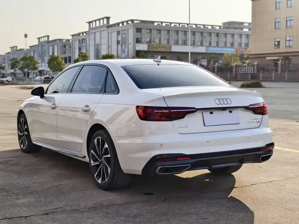 Audi Audi A4L 2023 40 TFSI Premium Dynamic Edition 2023 - thumbnail 10