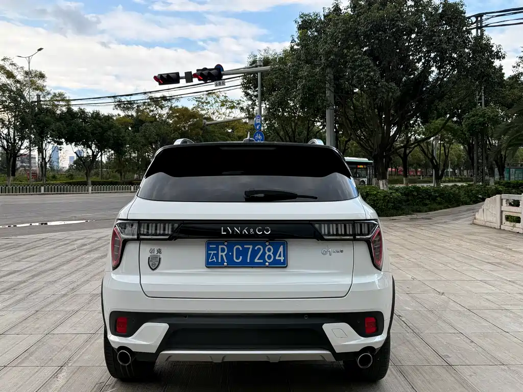 Lynk & Co Lynk & Co 01 2019 2.0T AWD Pro Version China VI 2020 - thumbnail 5