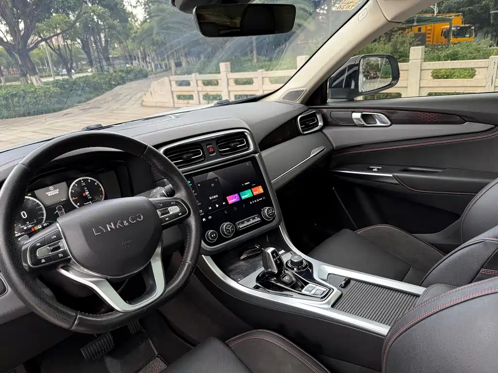 Lynk & Co Lynk & Co 01 2019 2.0T AWD Pro Version China VI 2020 - thumbnail 9