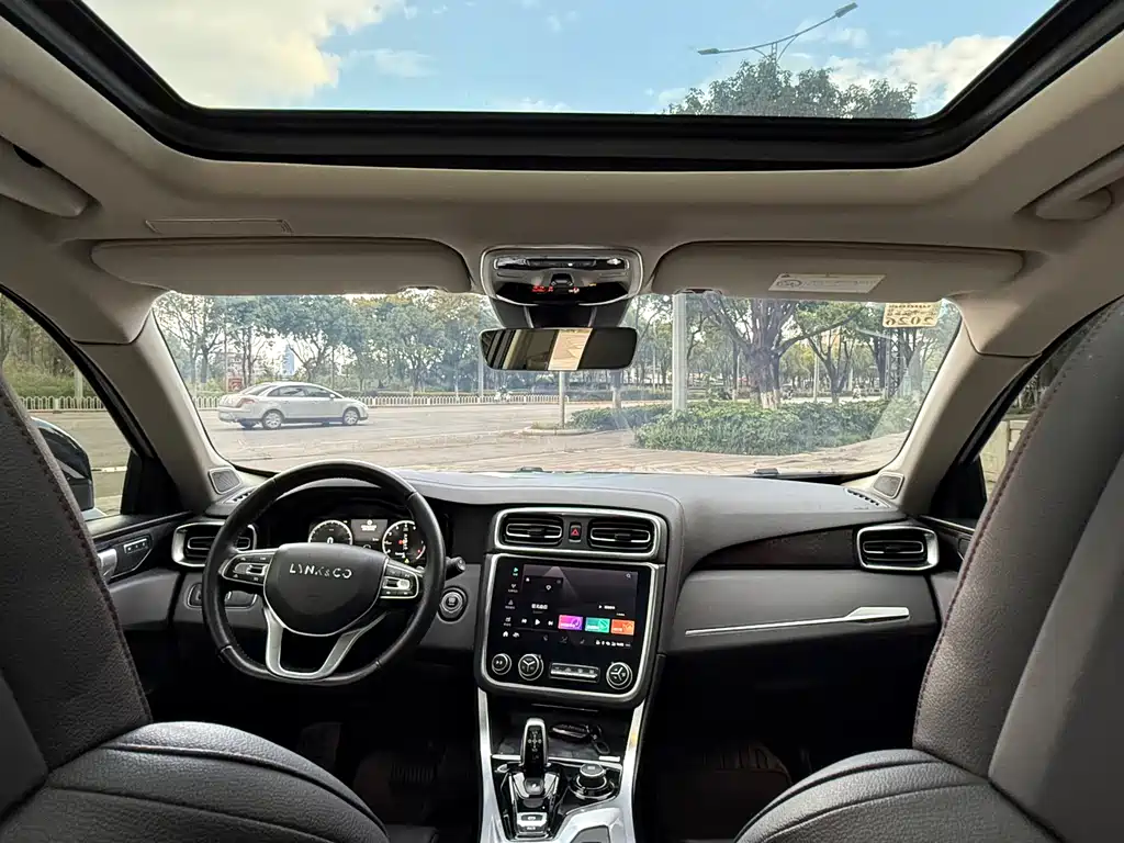 Lynk & Co Lynk & Co 01 2019 2.0T AWD Pro Version China VI 2020 - thumbnail 11