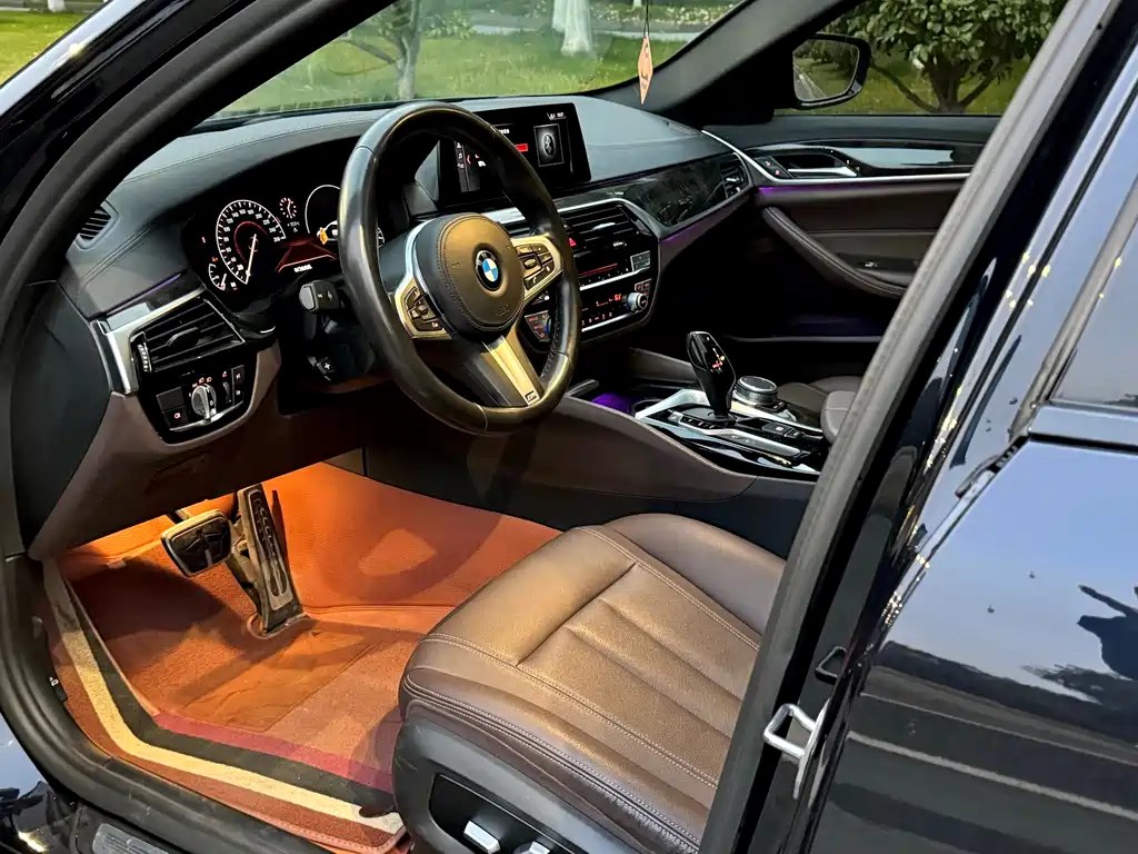 BMW BMW 5 Series 2019 Model Year Facelift 525Li M Sport Package 2019 - thumbnail 5