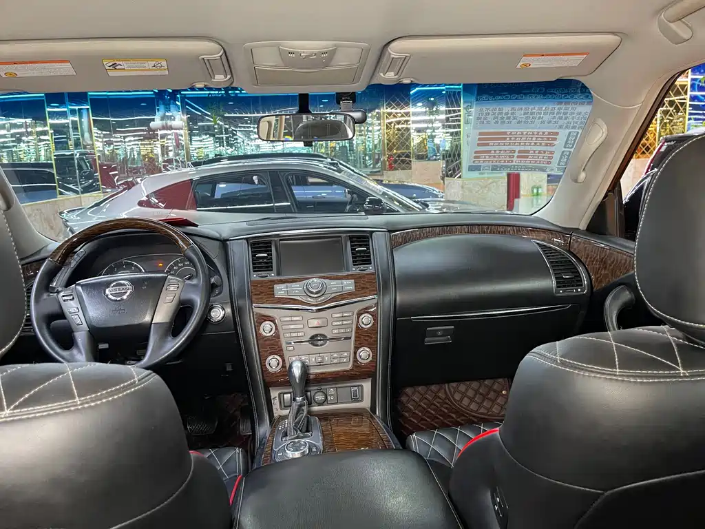 Nissan Nissan Patrol 2017 5.6L Standard 2017 - thumbnail 28