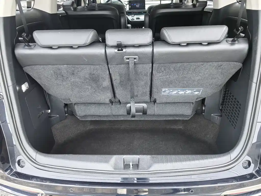 Honda Honda Odyssey 2022 2.0L e:HEV Elite Executive Edition 2023 - thumbnail 13