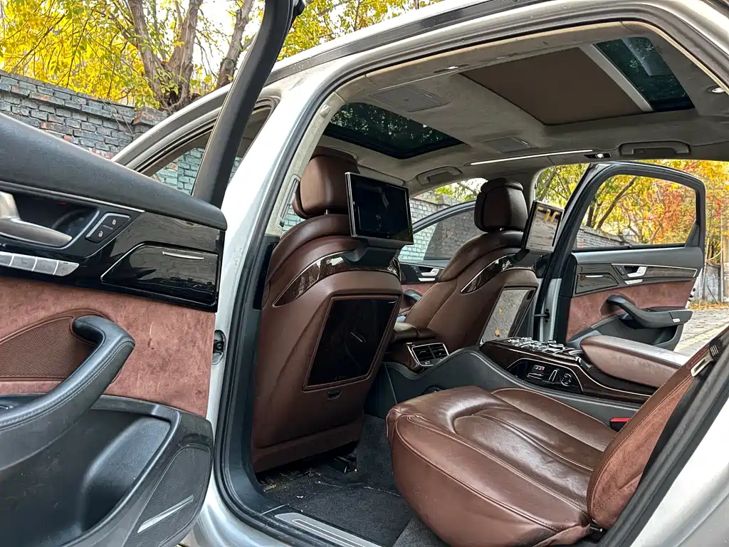 Audi Audi A8 2011 A8L 3.0 TFSI quattro Luxury 213kW 2011 - thumbnail 6
