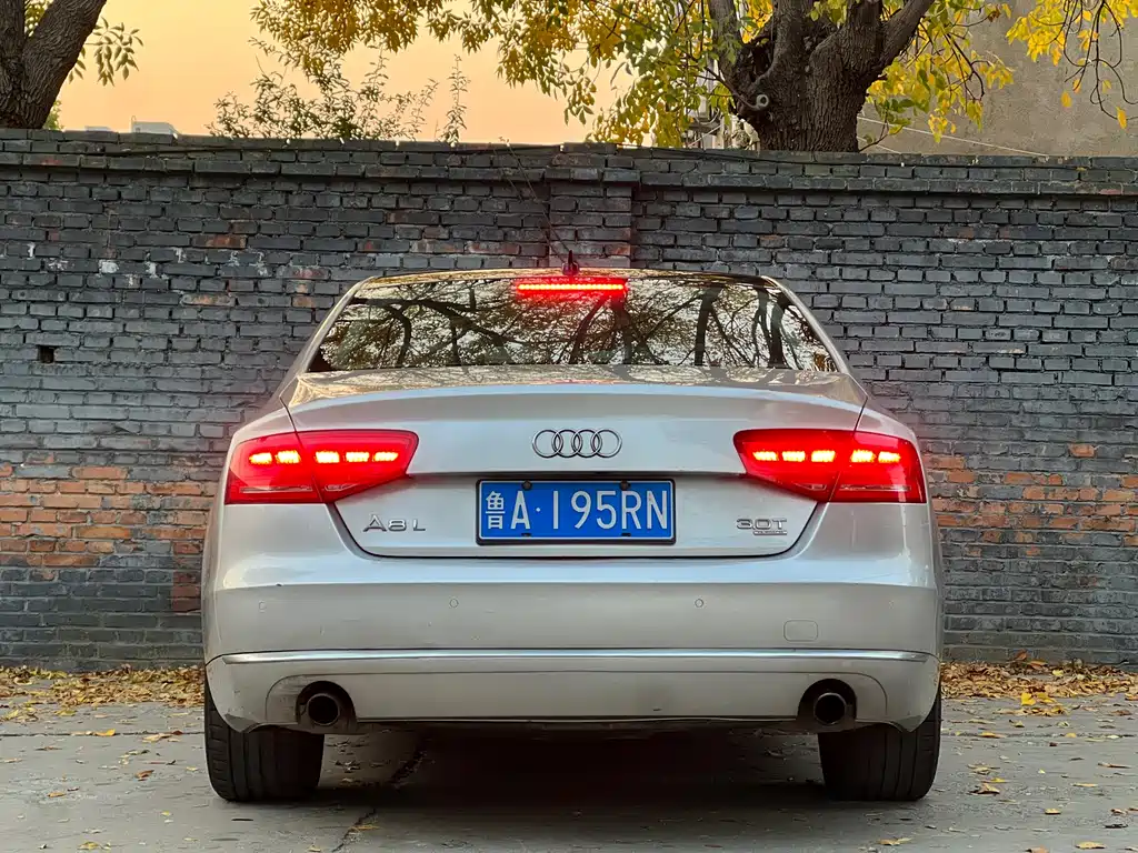 Audi Audi A8 2011 A8L 3.0 TFSI quattro Luxury 213kW 2011 - thumbnail 8