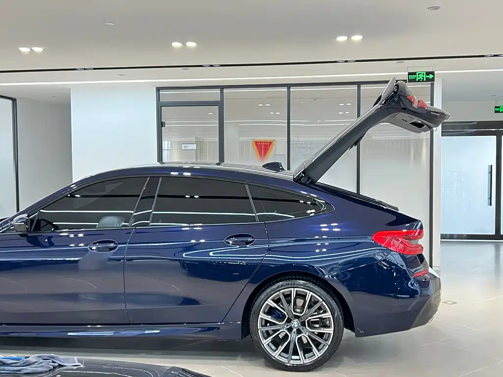 BMW BMW 6 Series GT 2024 630i M Sport Premium Package 2025 - thumbnail 19