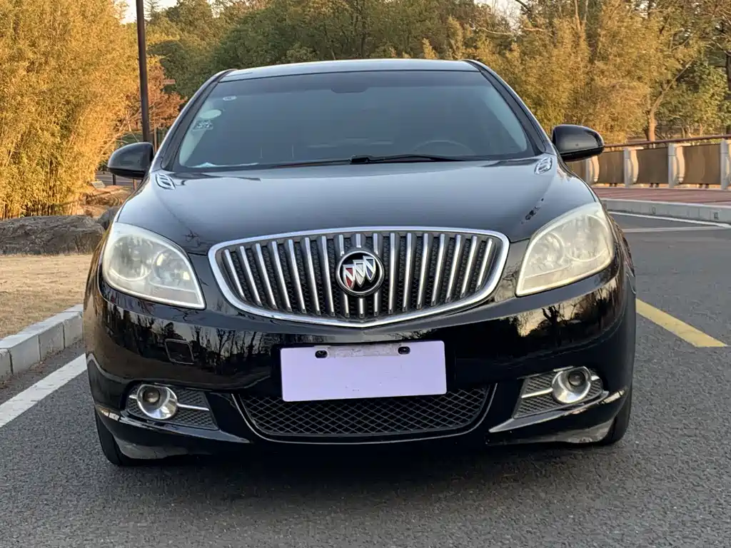 Buick Buick Excelle GT 2013 1.8L Automatic Fashion Edition 2014 - thumbnail 2