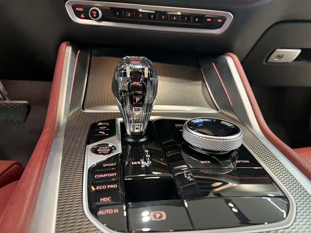 BMW BMW X6 xDrive40i M Sport Package 2022 Model Year Second Facelift 2023 - thumbnail 15