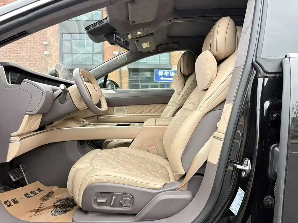 NIO NIO ET9 2025 Signature Edition 102kWh 2025 - thumbnail 5