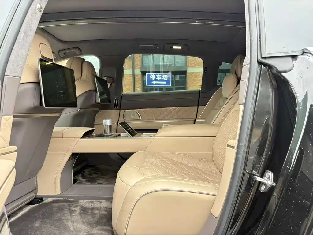 NIO NIO ET9 2025 Signature Edition 102kWh 2025 - thumbnail 6