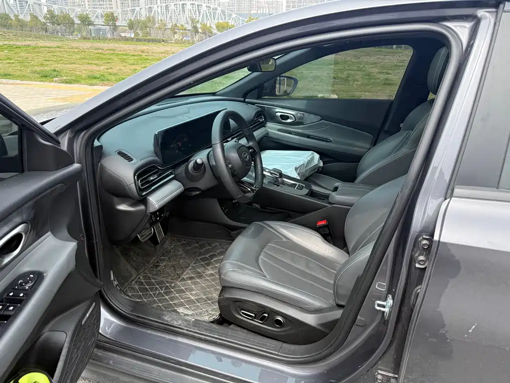 GAC Trumpchi Shadow Leopard 2022 270T DCT J16 R-Style Track Edition 2022 - thumbnail 5