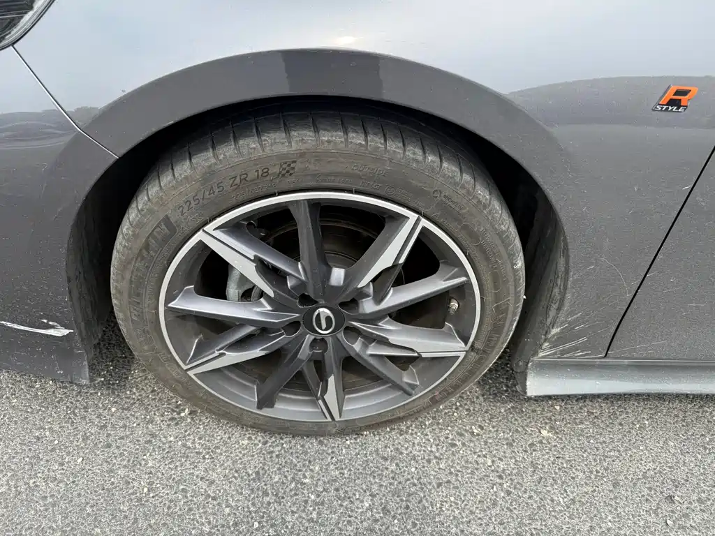 GAC Trumpchi Shadow Leopard 2022 270T DCT J16 R-Style Track Edition 2022 - thumbnail 14