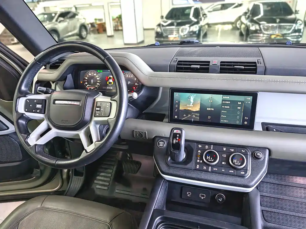 Land Rover Land Rover Defender 2020 110 P400 HSE 2020 - thumbnail 14