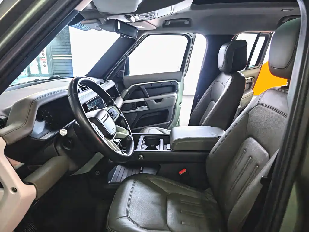 Land Rover Land Rover Defender 2020 110 P400 HSE 2020 - thumbnail 23
