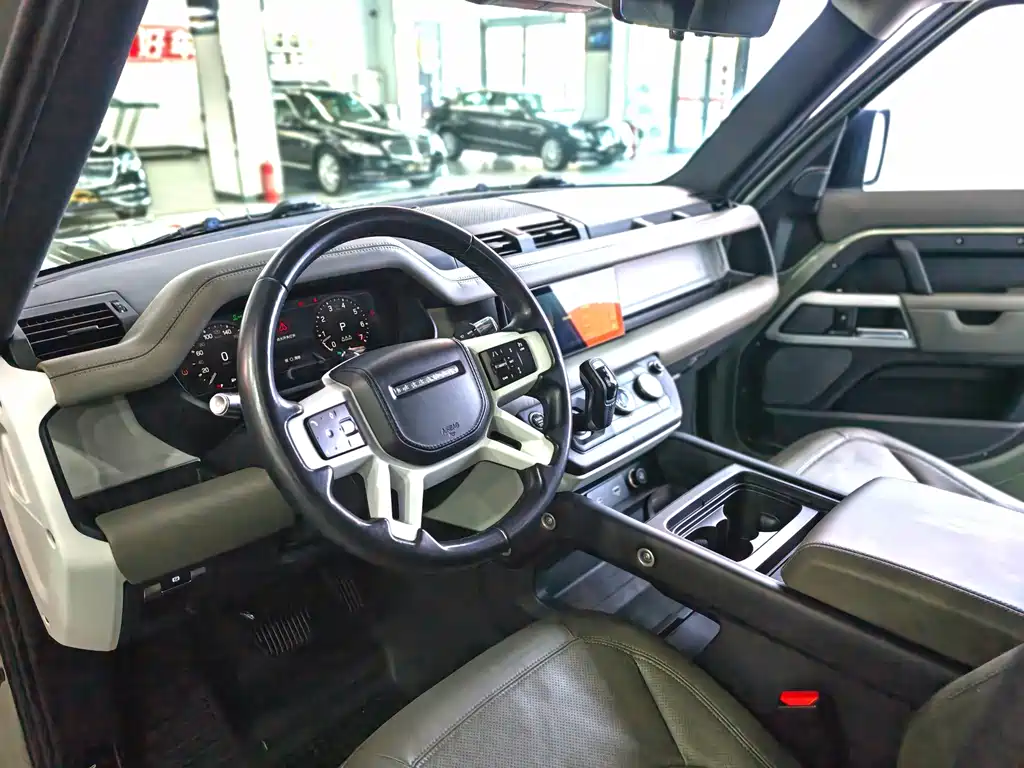 Land Rover Land Rover Defender 2020 110 P400 HSE 2020 - thumbnail 24