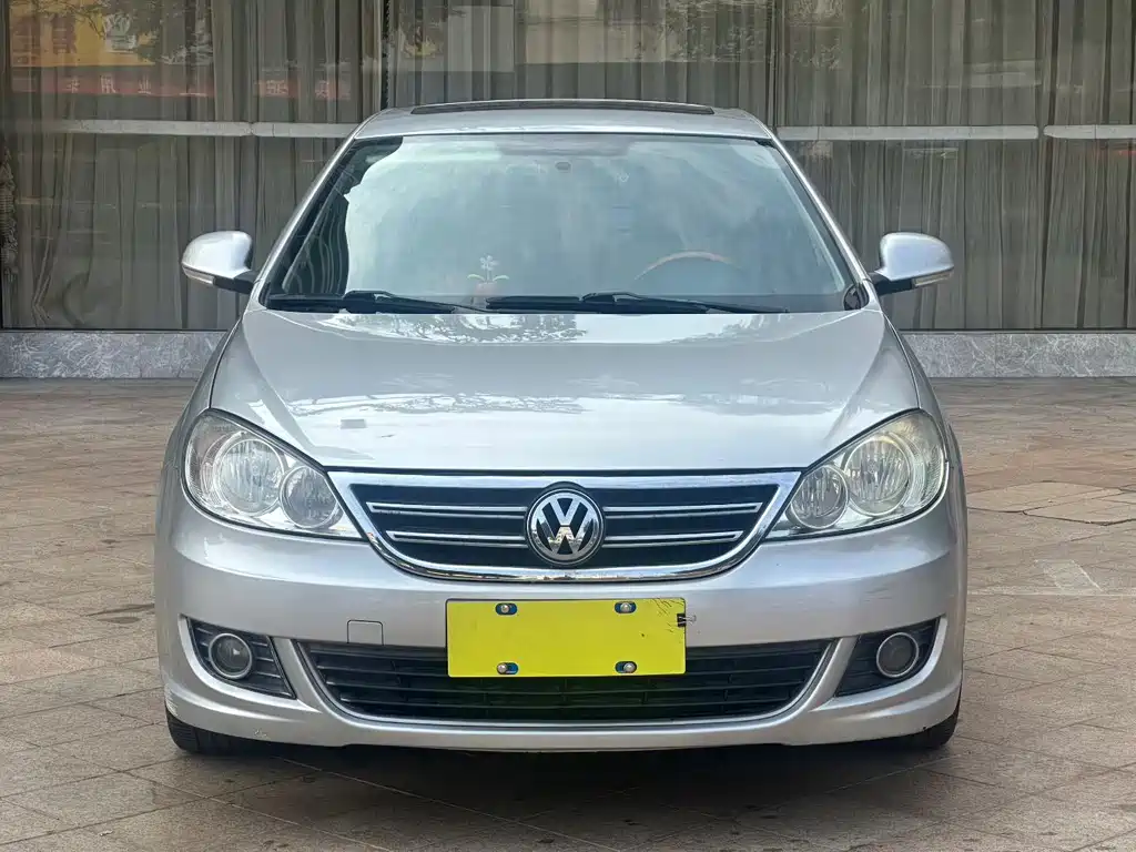 Volkswagen Volkswagen Lavida 2011 1.4TSI DSG Elegant Edition 2011 - thumbnail 2