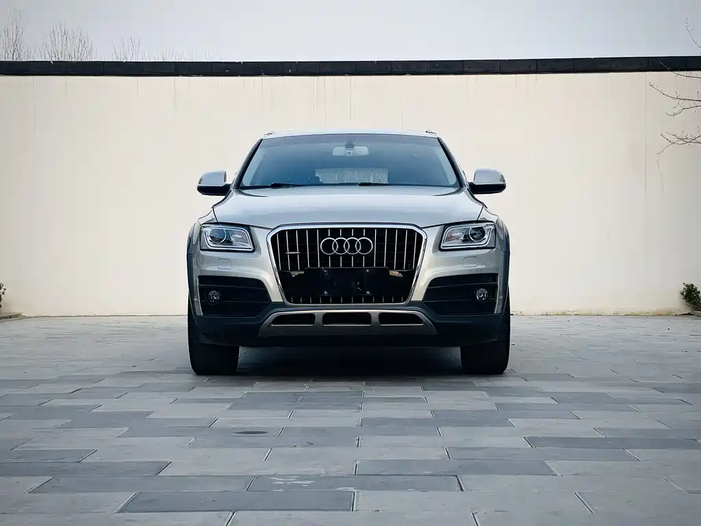 Audi Audi Q5 2017 Plus 40 TFSI Technology Edition 2018 - thumbnail 2