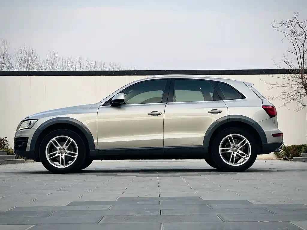Audi Audi Q5 2017 Plus 40 TFSI Technology Edition 2018 - thumbnail 7