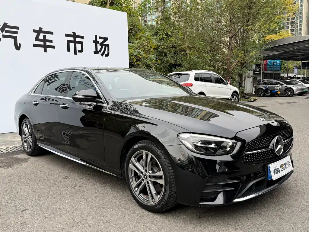 Mercedes-Benz Mercedes-Benz E-Class 2022 Model Year Facelift Two E 260 L Sport 2022 - thumbnail 3