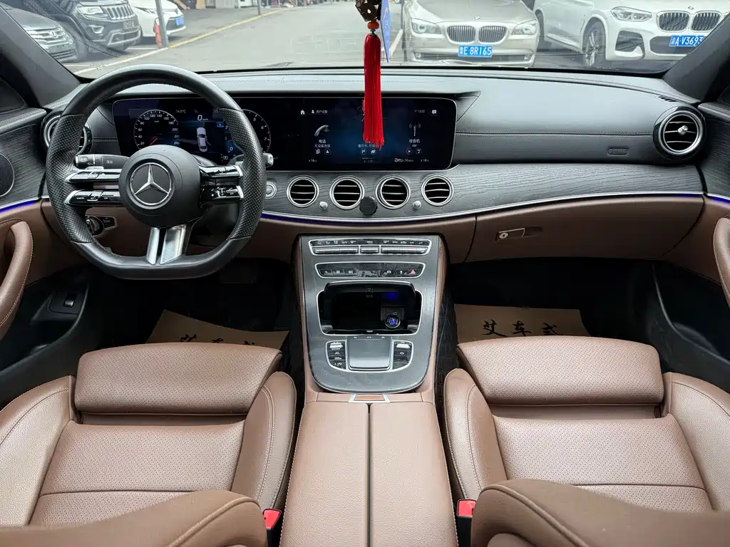 Mercedes-Benz Mercedes-Benz E-Class 2022 Model Year Facelift Two E 260 L Sport 2022 - thumbnail 8