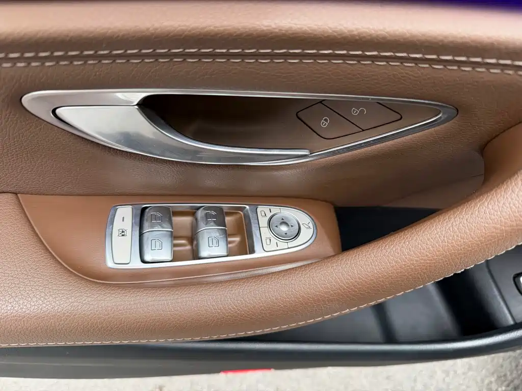 Mercedes-Benz Mercedes-Benz E-Class 2022 Model Year Facelift Two E 260 L Sport 2022 - thumbnail 15