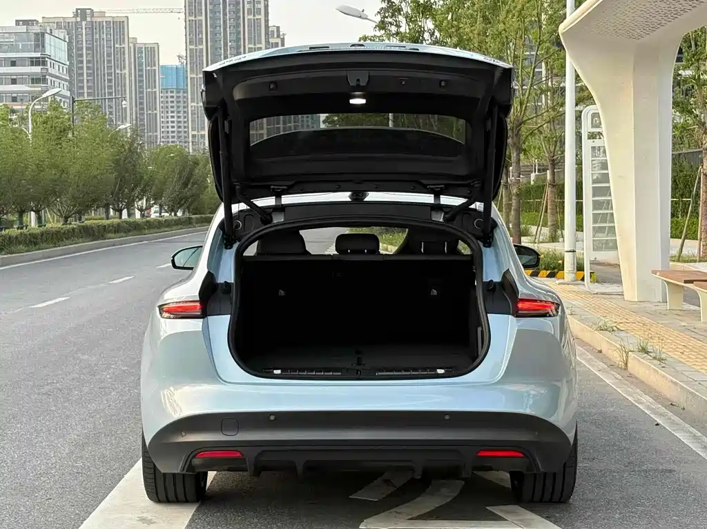 NIO NIO ET5T 2025 75kWh Touring 2025 - thumbnail 7