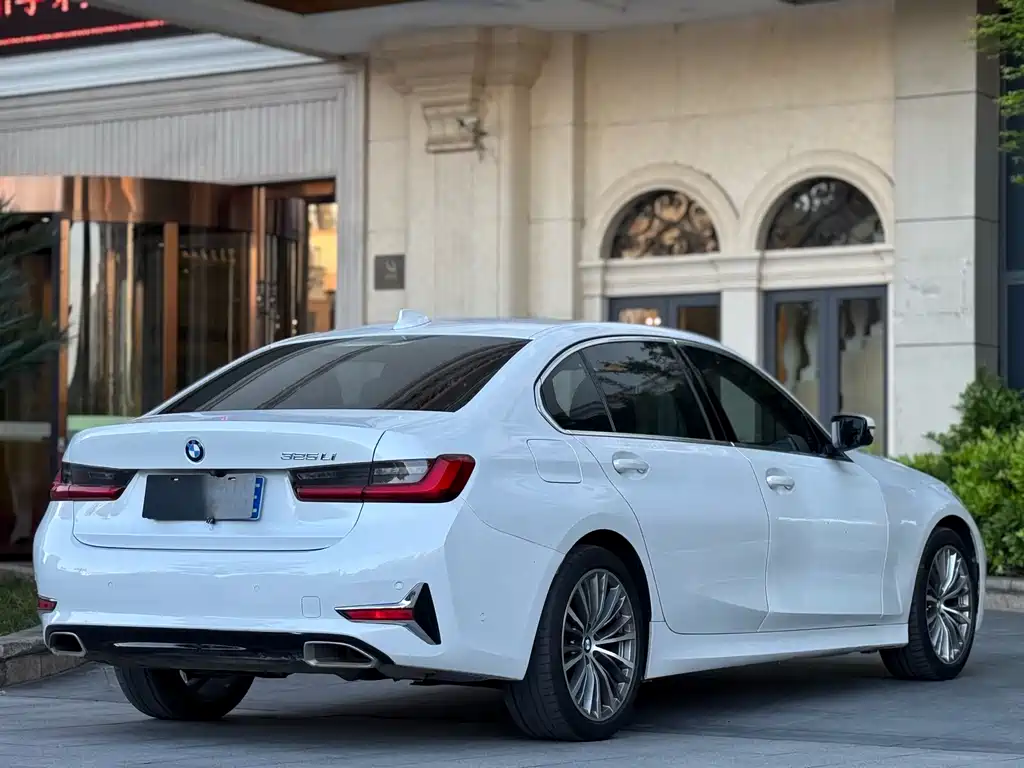 BMW BMW 3 Series 2020 325Li Launch Edition 2020 - thumbnail 7