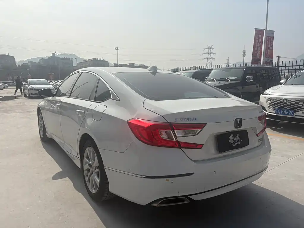 Honda Honda Accord 2018 260TURBO Luxury Edition China V 2021 - thumbnail 8