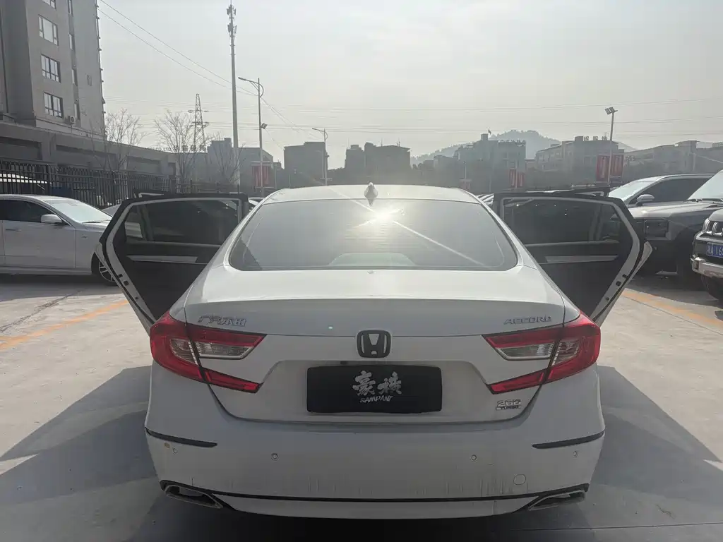 Honda Honda Accord 2018 260TURBO Luxury Edition China V 2021 - thumbnail 9