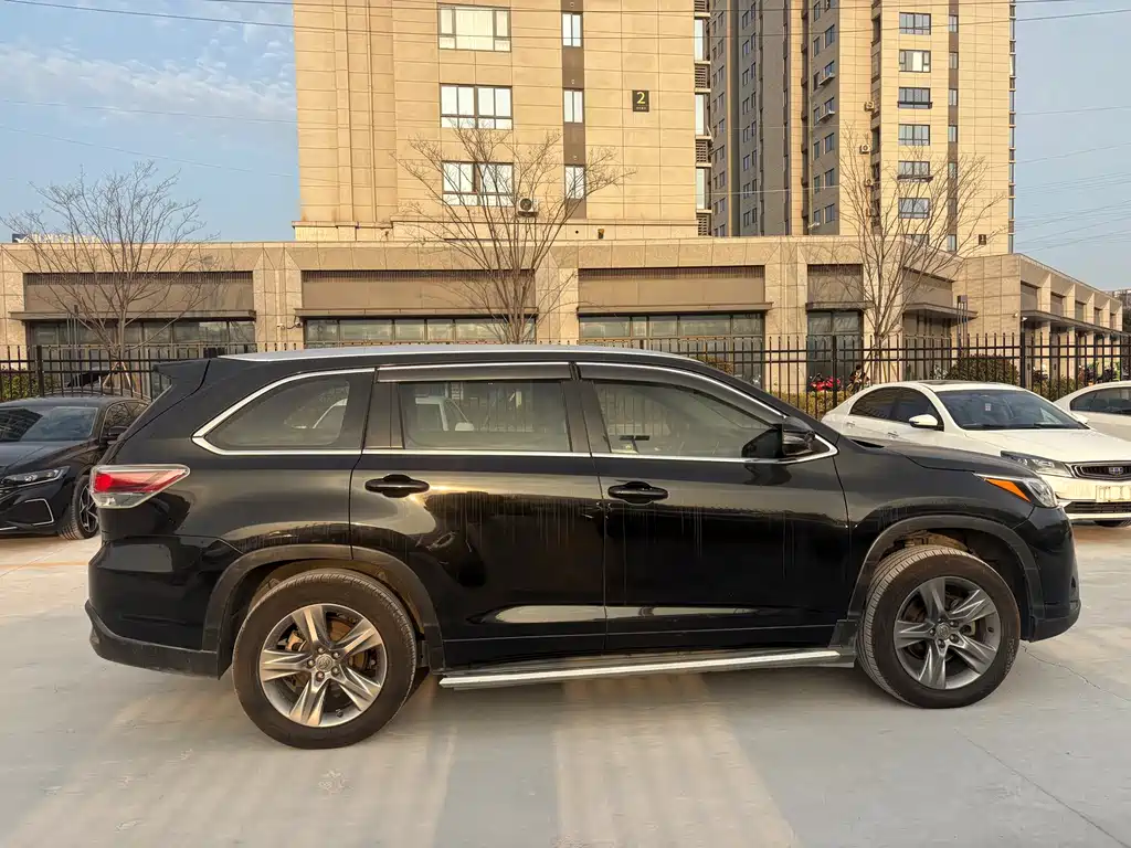 Toyota Toyota Highlander 2015 2.0T AWD Luxury 7-seater 2016 - thumbnail 5
