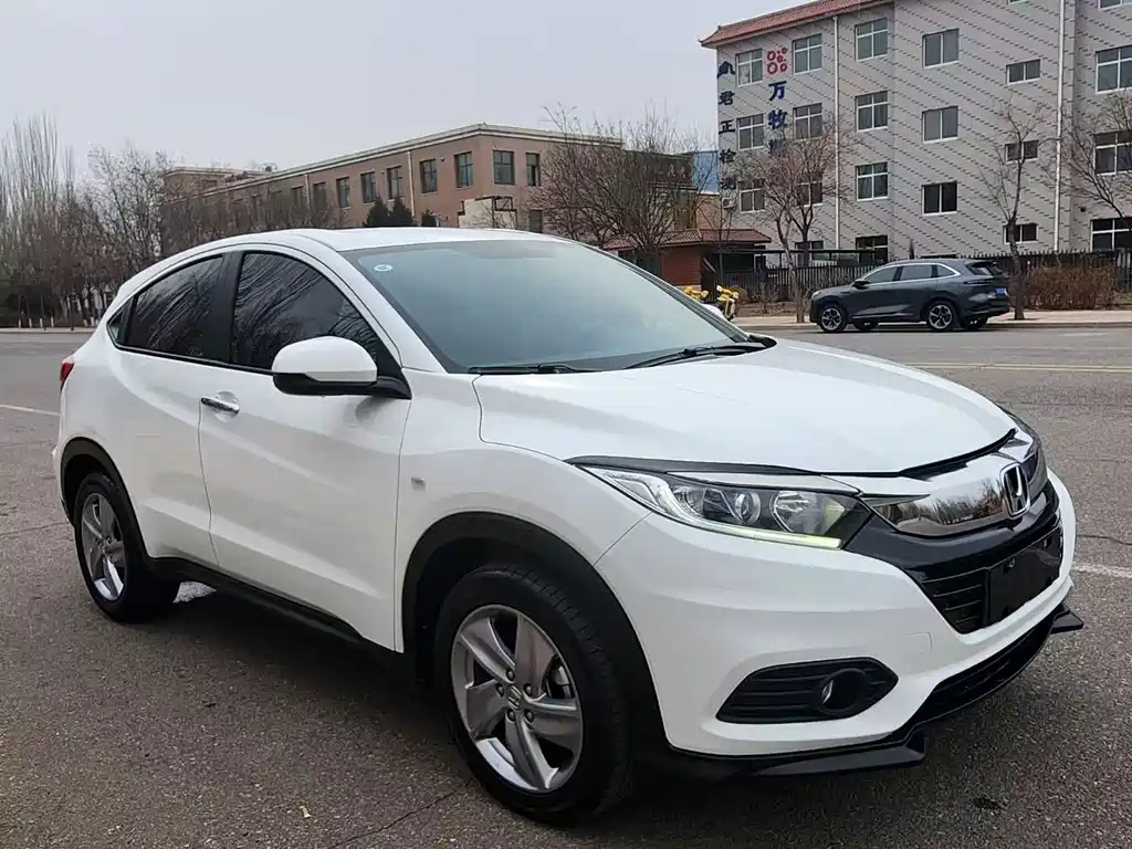 Honda Honda Vezel 2020 1.5L CVT Luxury Edition 2021 - thumbnail 3