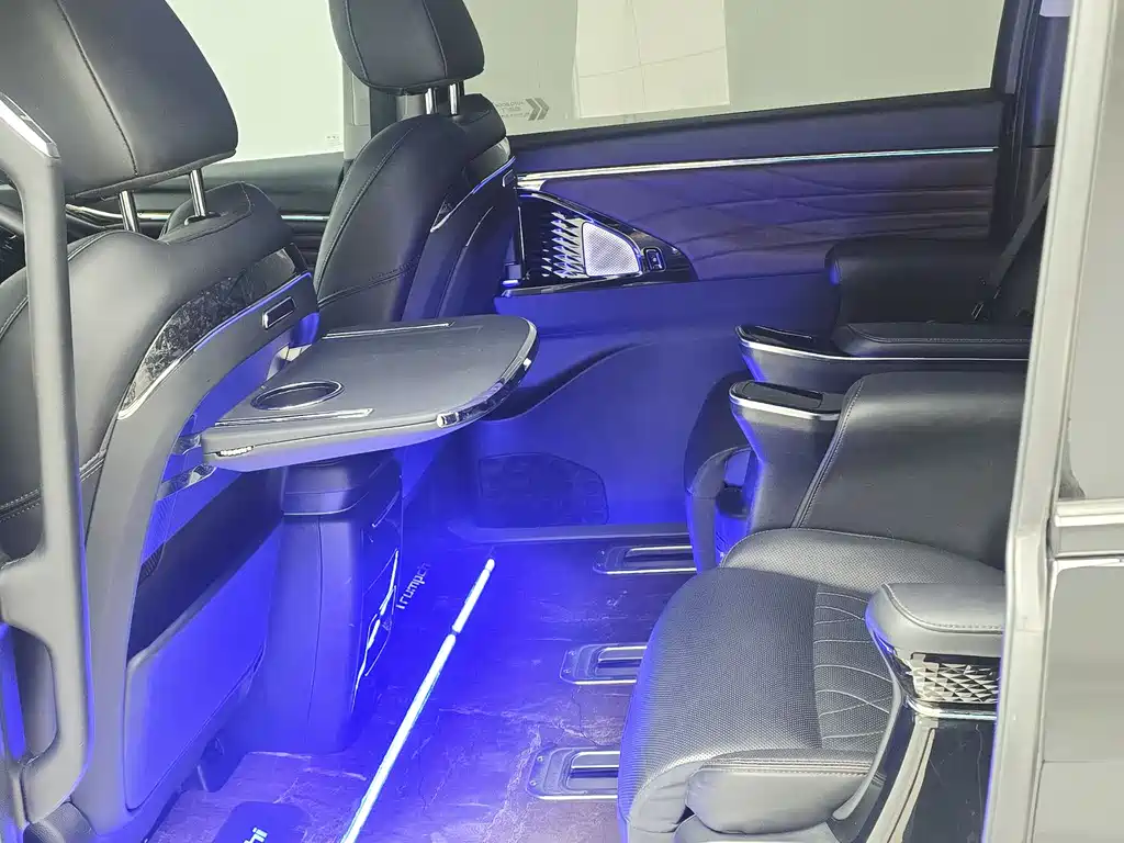 GAC Trumpchi GAC Trumpchi M8 2024 Master Series 400T Supreme Edition 2023 - thumbnail 7