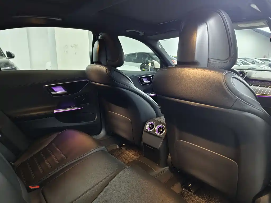 Mercedes-Benz Mercedes-Benz C-Class 2022 C 260 L Sport Edition 2022 - thumbnail 11