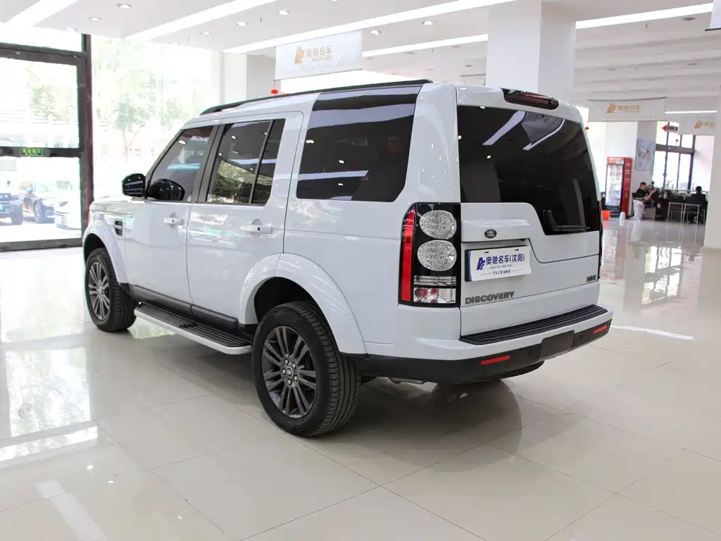 Land Rover Discovery 2016 3.0 SC V6 SE 2016 - thumbnail 4