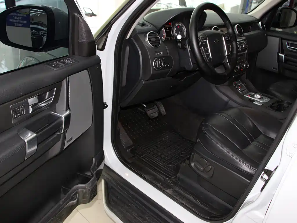 Land Rover Discovery 2016 3.0 SC V6 SE 2016 - thumbnail 7