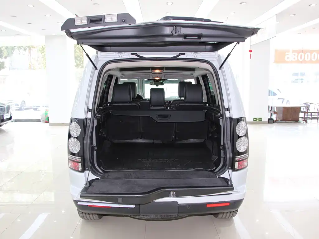 Land Rover Discovery 2016 3.0 SC V6 SE 2016 - thumbnail 16