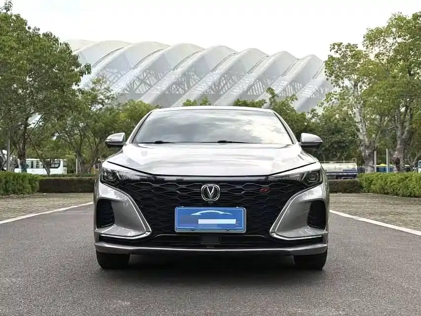 Changan Yidong 2020 PLUS Blue Whale NE 1.4T GDI DCT Flagship Model 2022 - thumbnail 2