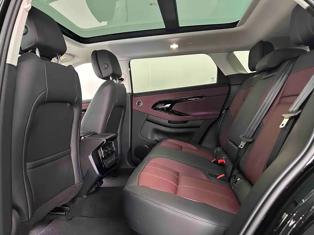 Land Rover Range Rover Evoque 2026 Range Rover Evoque L SE 2026 - thumbnail 10
