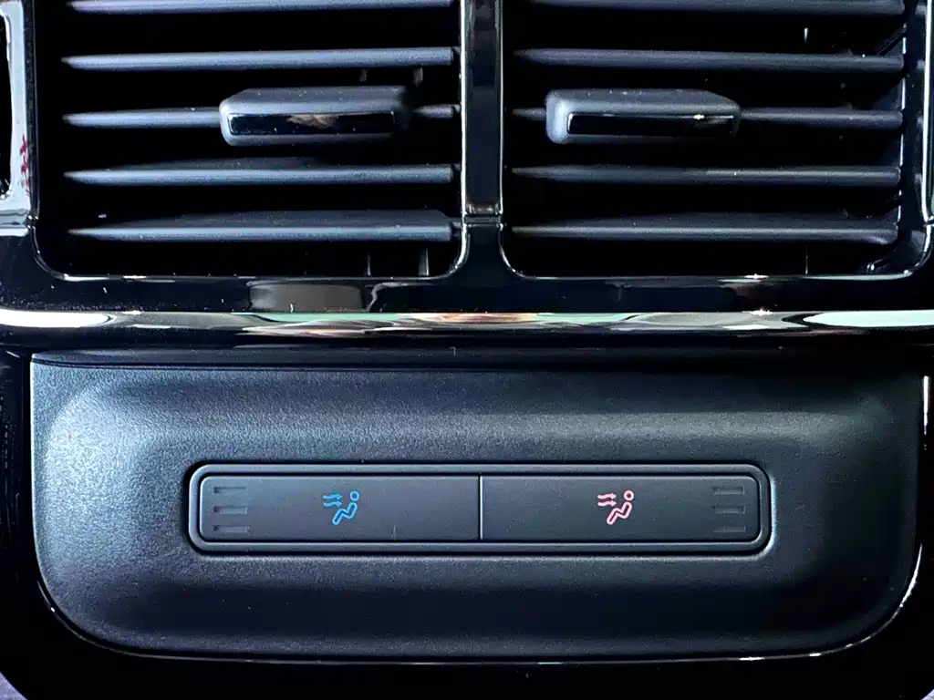 Land Rover Range Rover Evoque 2026 Range Rover Evoque L SE 2026 - thumbnail 12