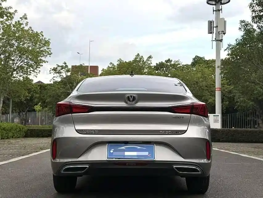 Changan Yidong 2020 PLUS Blue Whale NE 1.4T GDI DCT Flagship Model 2022 - thumbnail 5